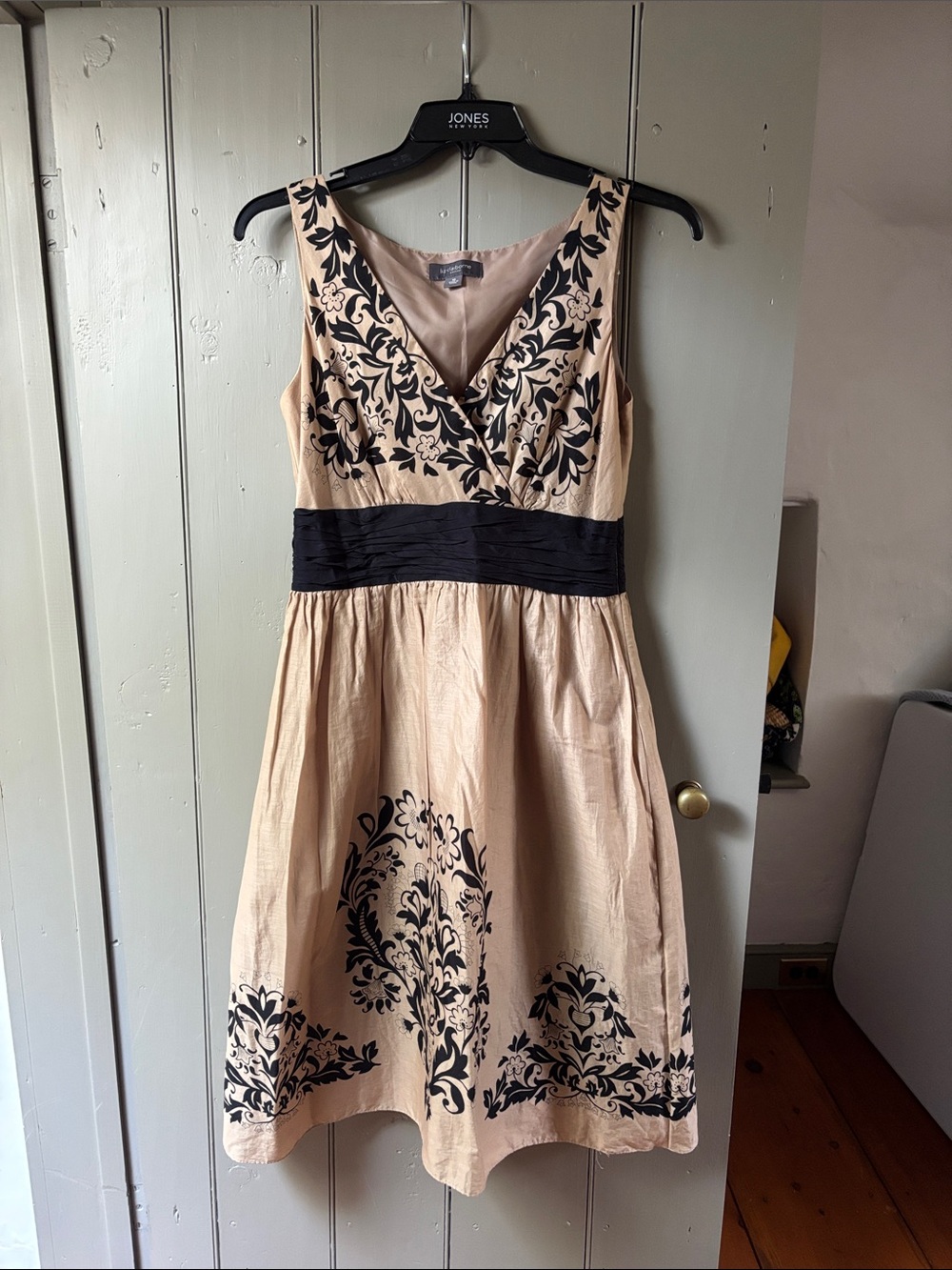 Liz Claiborne Beige Midi Dress with Black Floral Accents